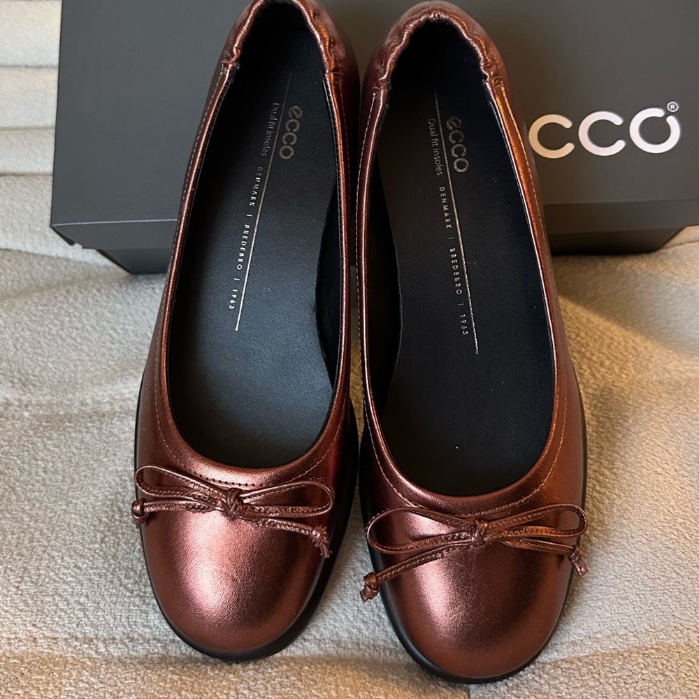 Ecco Women's Metallic Brown Flats - ECCO Sculpted LX Bronze Antique